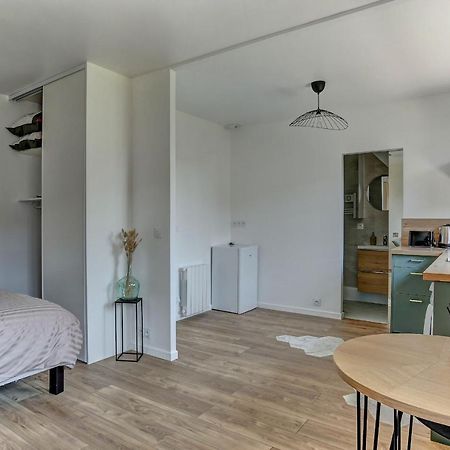 Le Normand- Bois D'Arcy Apartment Luaran gambar